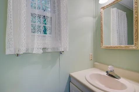 68 Black Bear Road Tamworth NH 03886
