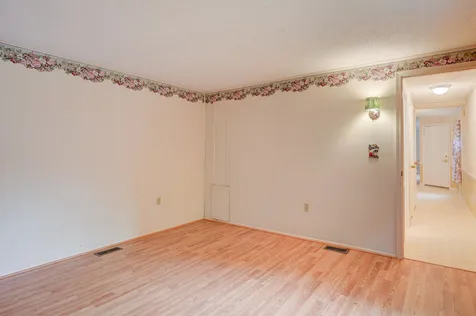 68 Black Bear Road Tamworth NH 03886