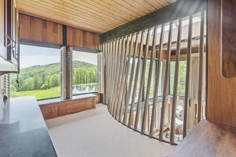 465 Pennell Road Chester VT 05143