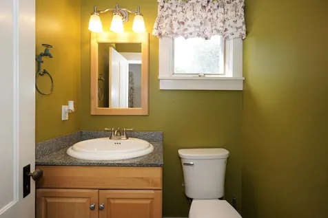 15 Dowboro Road Pittsfield NH 03263