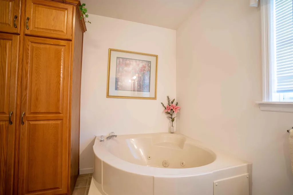 11 Timber Trail Road Sandown NH 03873