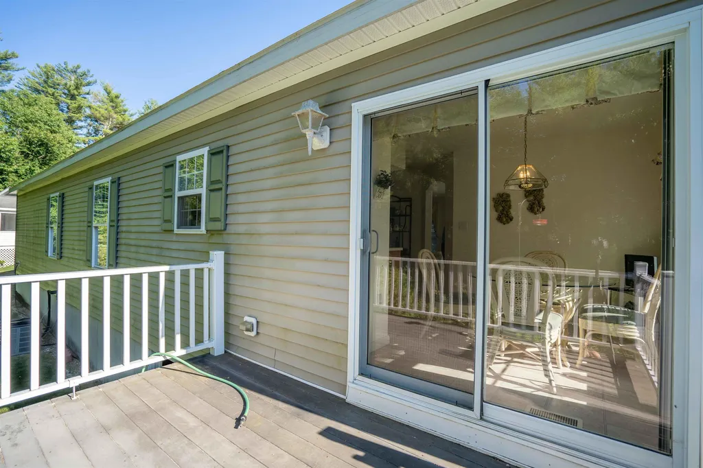 11 Timber Trail Road Sandown NH 03873