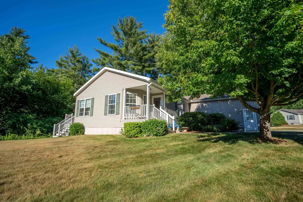 11 Timber Trail Road Sandown NH 03873