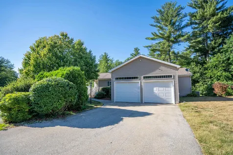 11 Timber Trail Road Sandown NH 03873