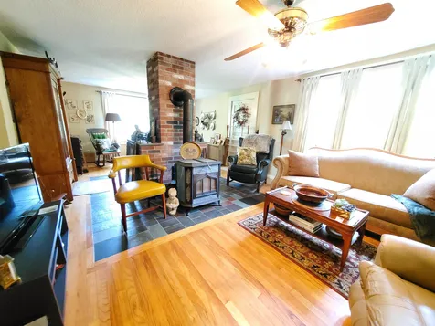105 Davis Road Grafton NH 03240