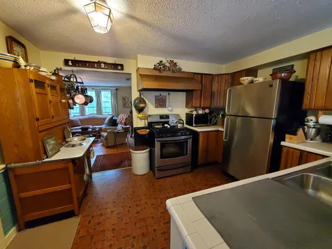 105 Davis Road Grafton NH 03240