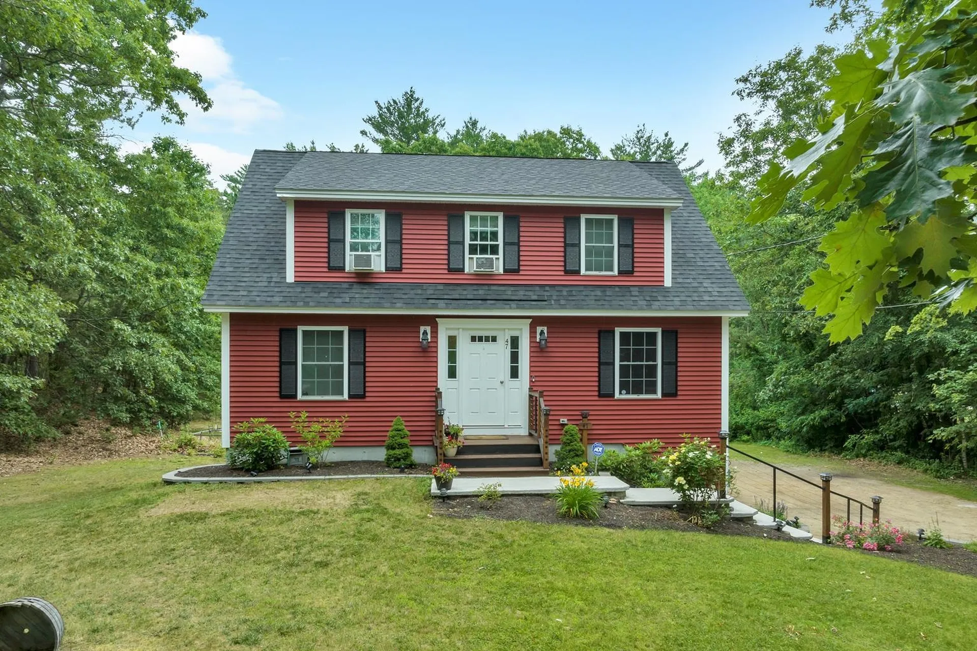 47 Mill Pond Road Epping NH 03042