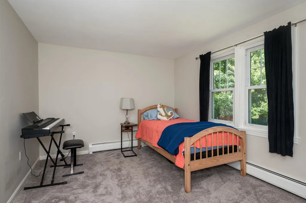 22 Earle Drive Lee NH 03861