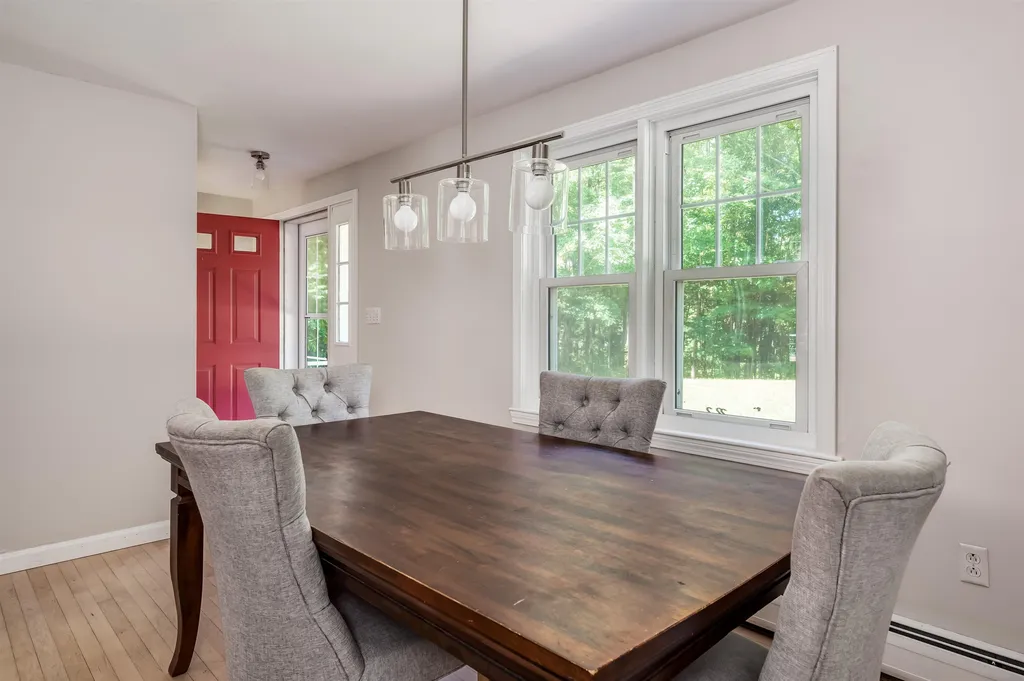 22 Earle Drive Lee NH 03861