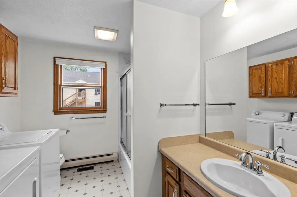 357 Gray Street Manchester NH 03103