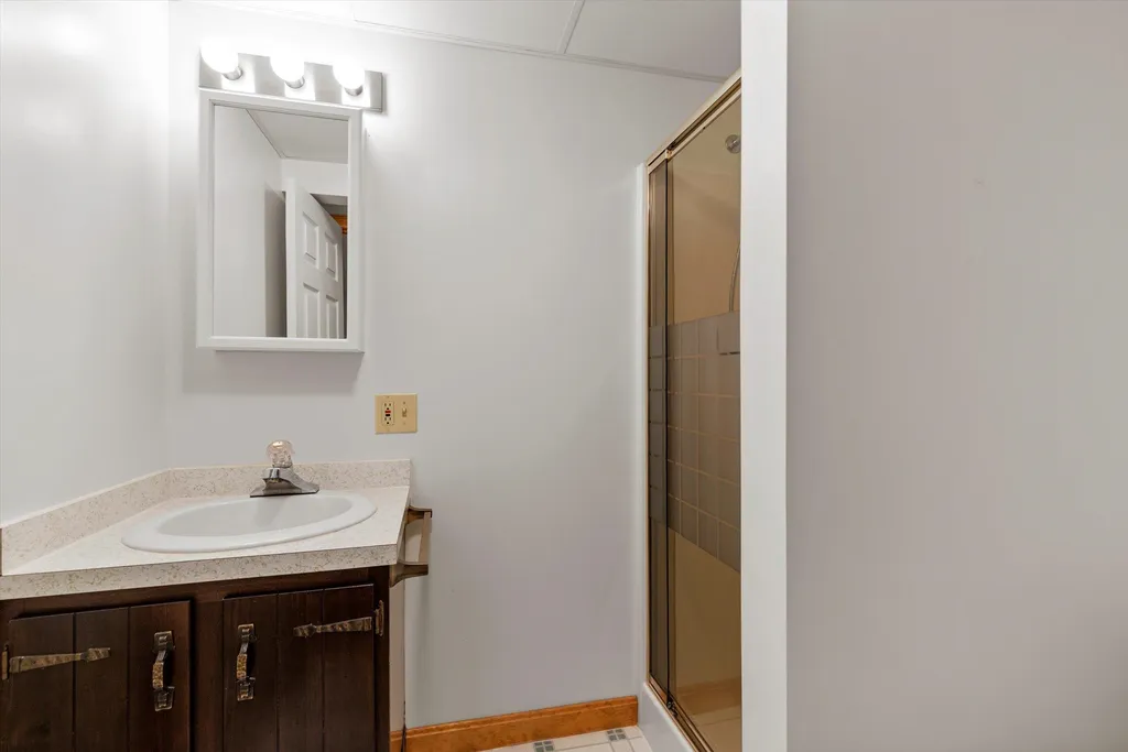 357 Gray Street Manchester NH 03103