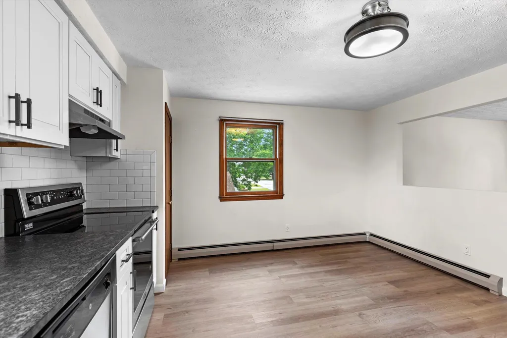 357 Gray Street Manchester NH 03103