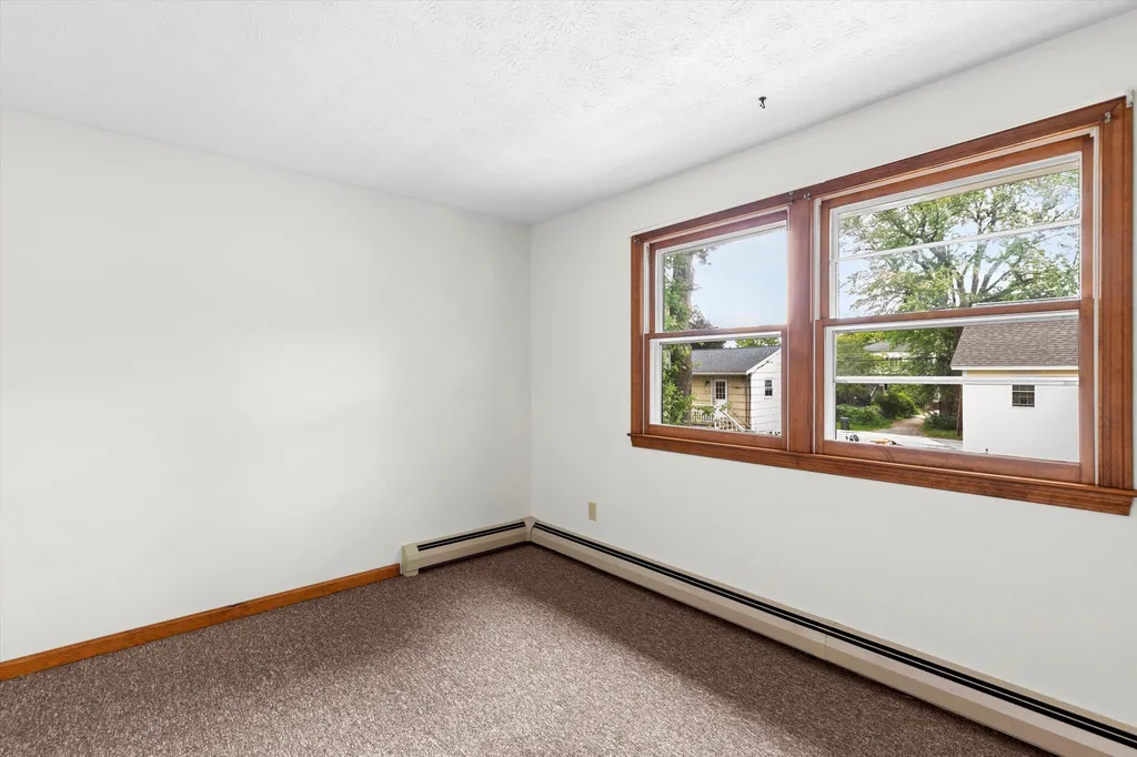 357 Gray Street Manchester NH 03103