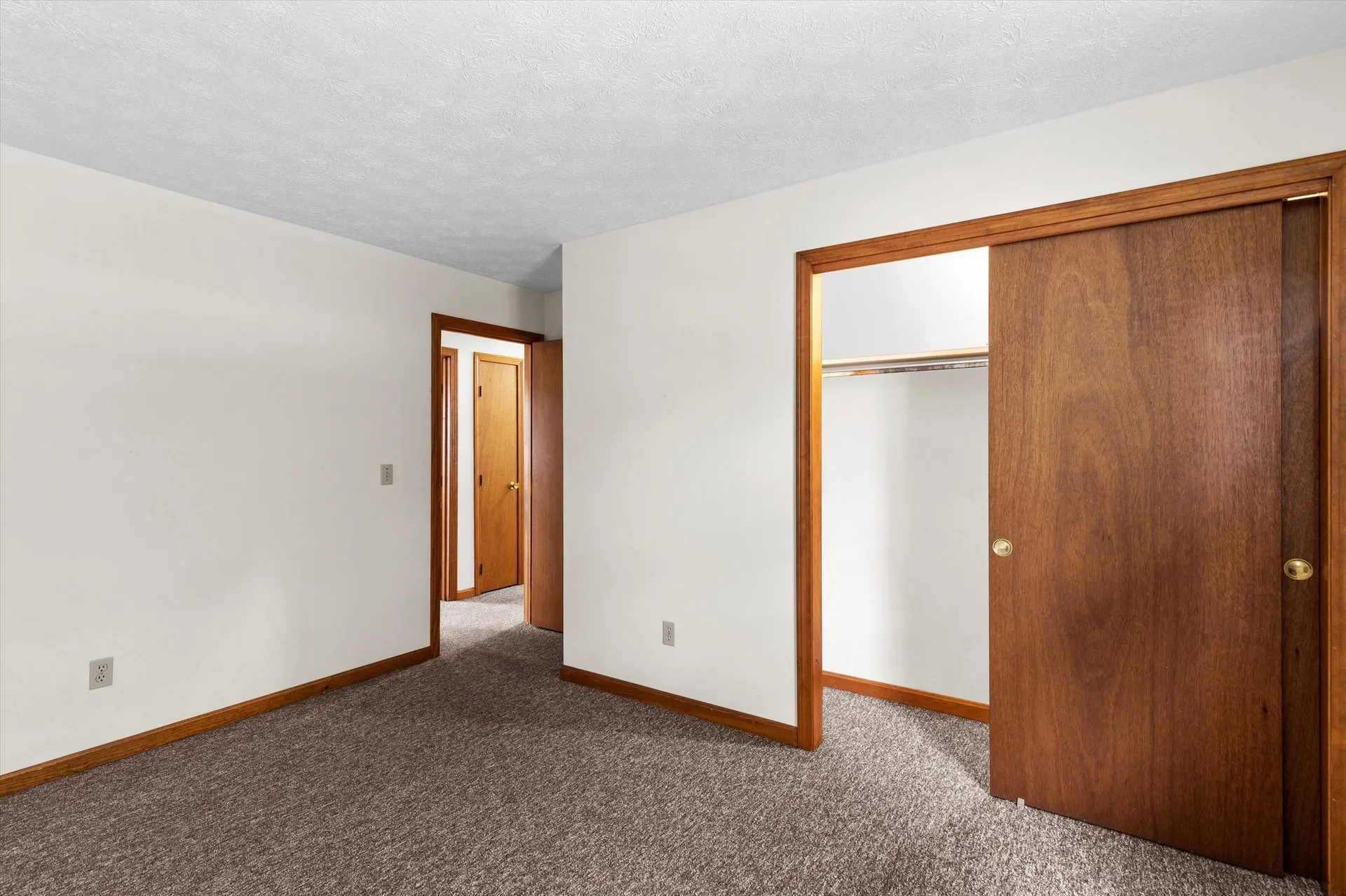 357 Gray Street Manchester NH 03103