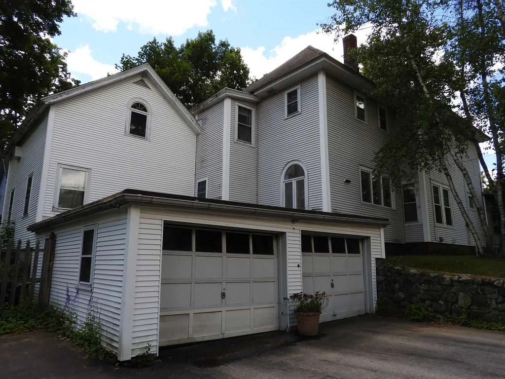 38 Auburn Street Concord NH 03301