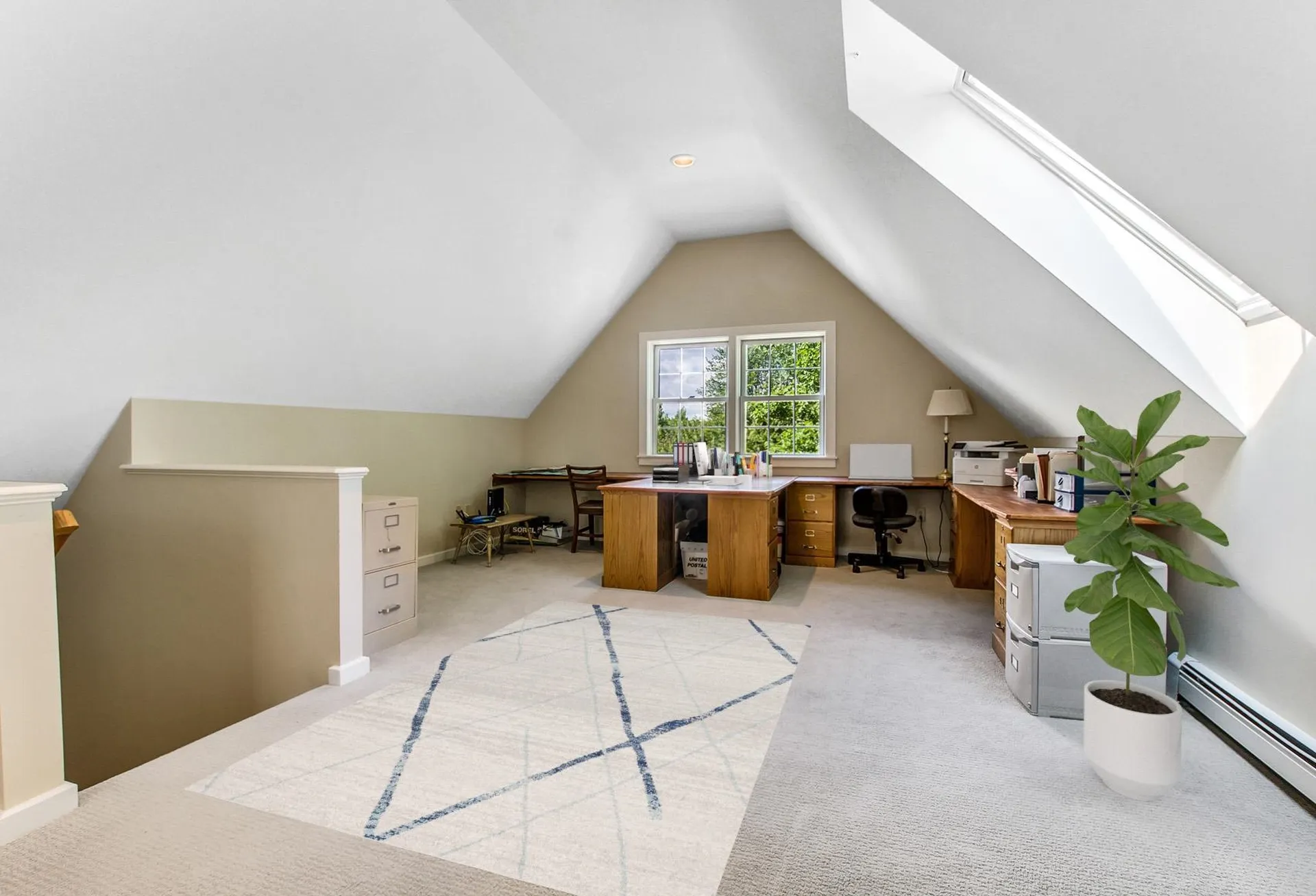 1043 Lakeshore Drive New London NH 03257