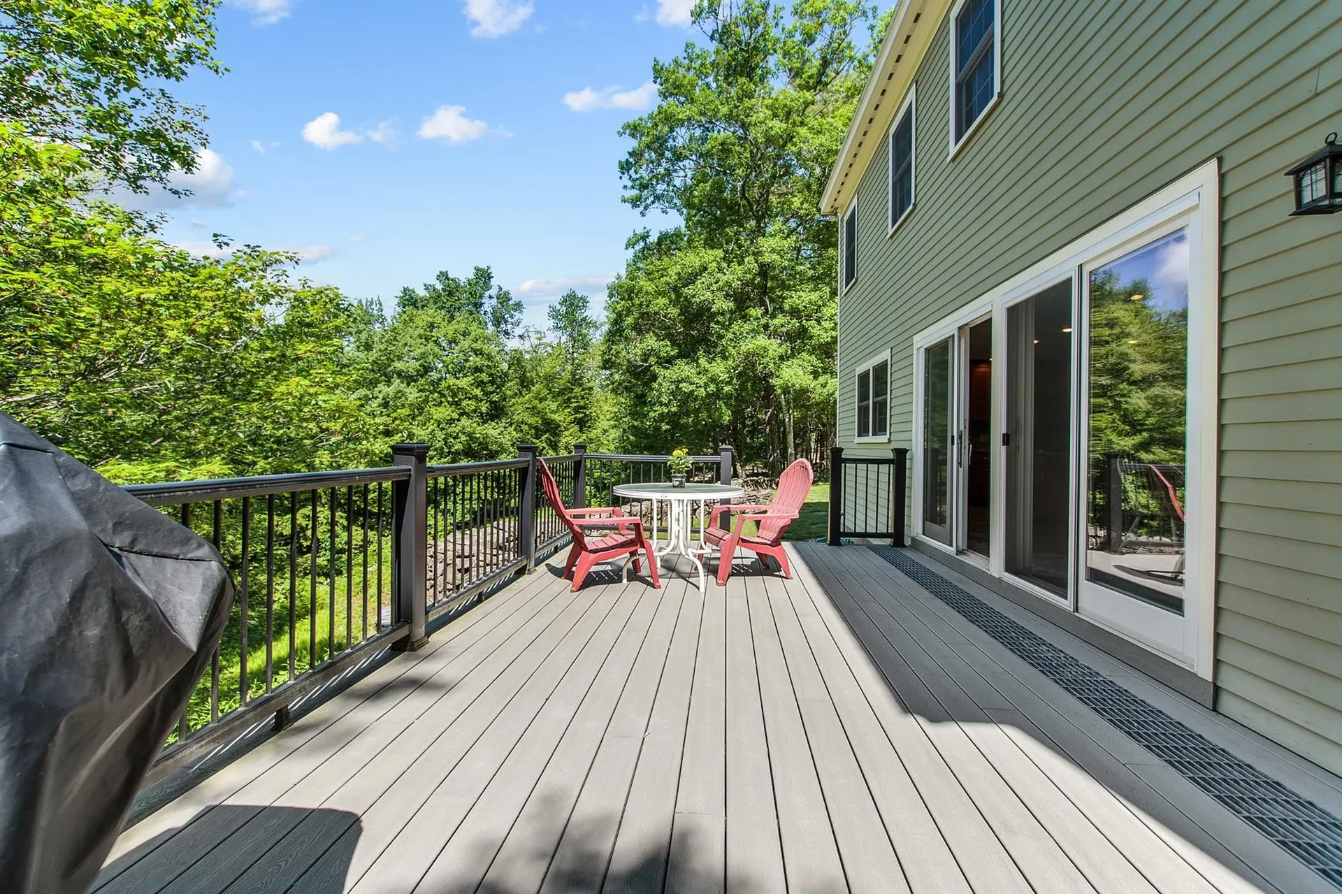 1043 Lakeshore Drive New London NH 03257