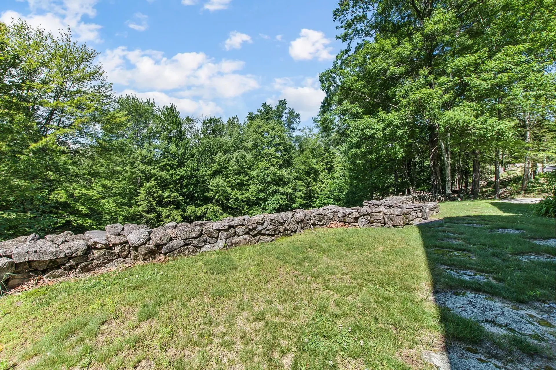 1043 Lakeshore Drive New London NH 03257