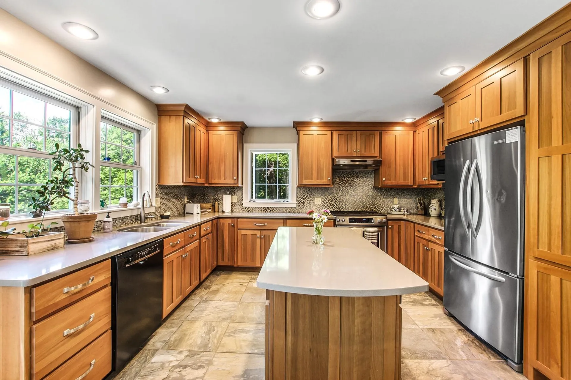1043 Lakeshore Drive New London NH 03257