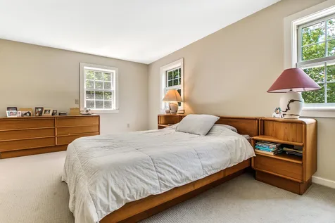 1043 Lakeshore Drive New London NH 03257