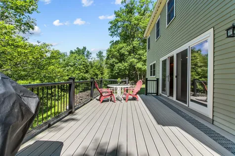 1043 Lakeshore Drive New London NH 03257