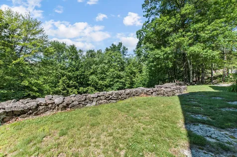1043 Lakeshore Drive New London NH 03257
