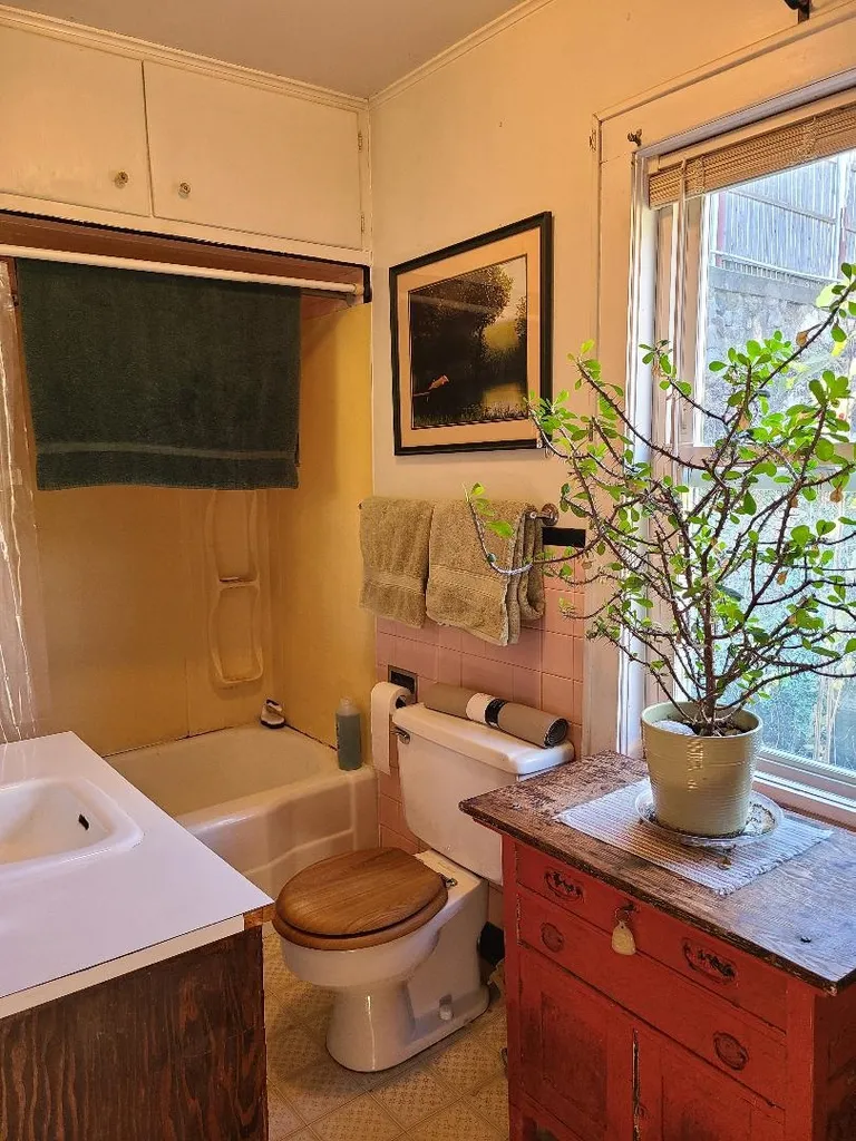 560 Old Glen Avenue Berlin NH 03570