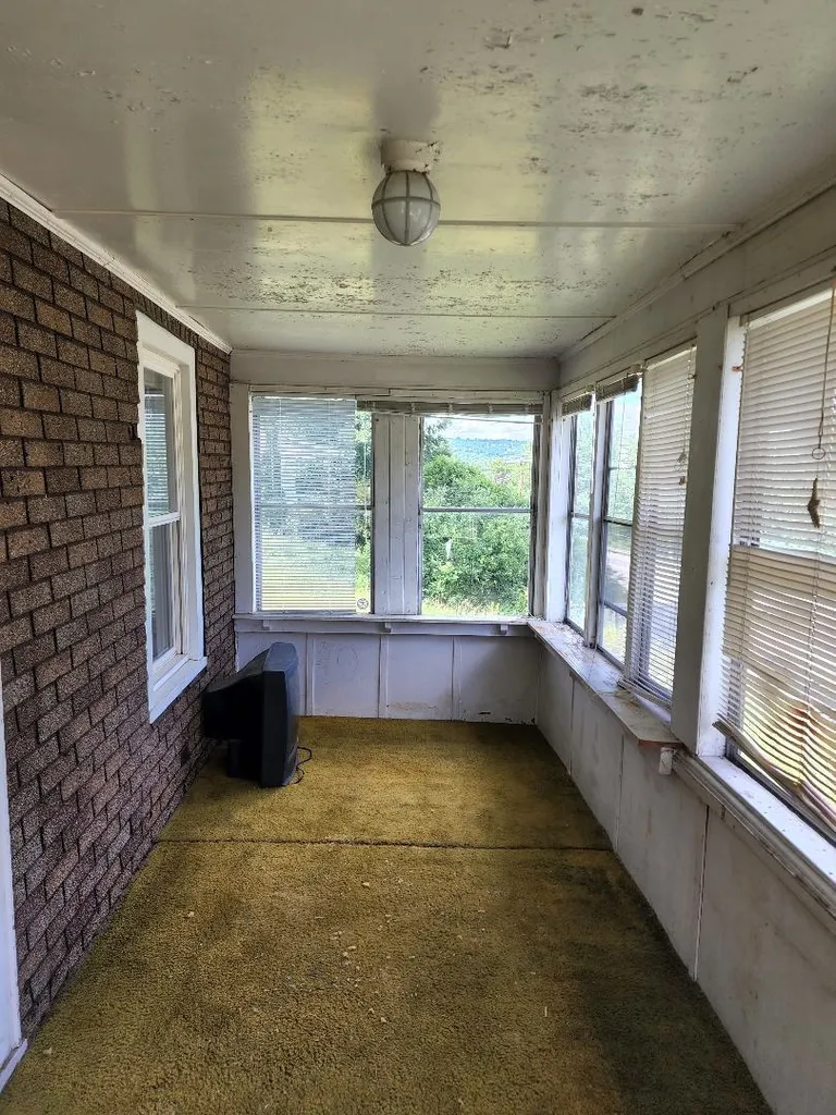 560 Old Glen Avenue Berlin NH 03570