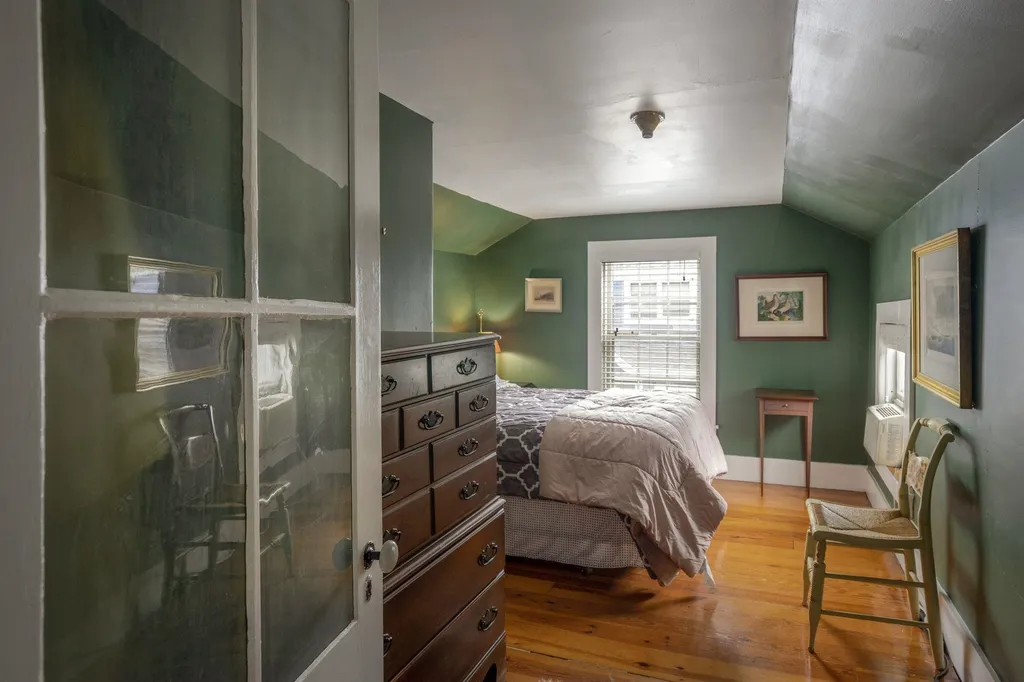 74 Elm Street Keene NH 03431