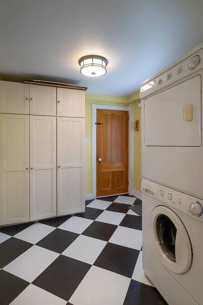 74 Elm Street Keene NH 03431