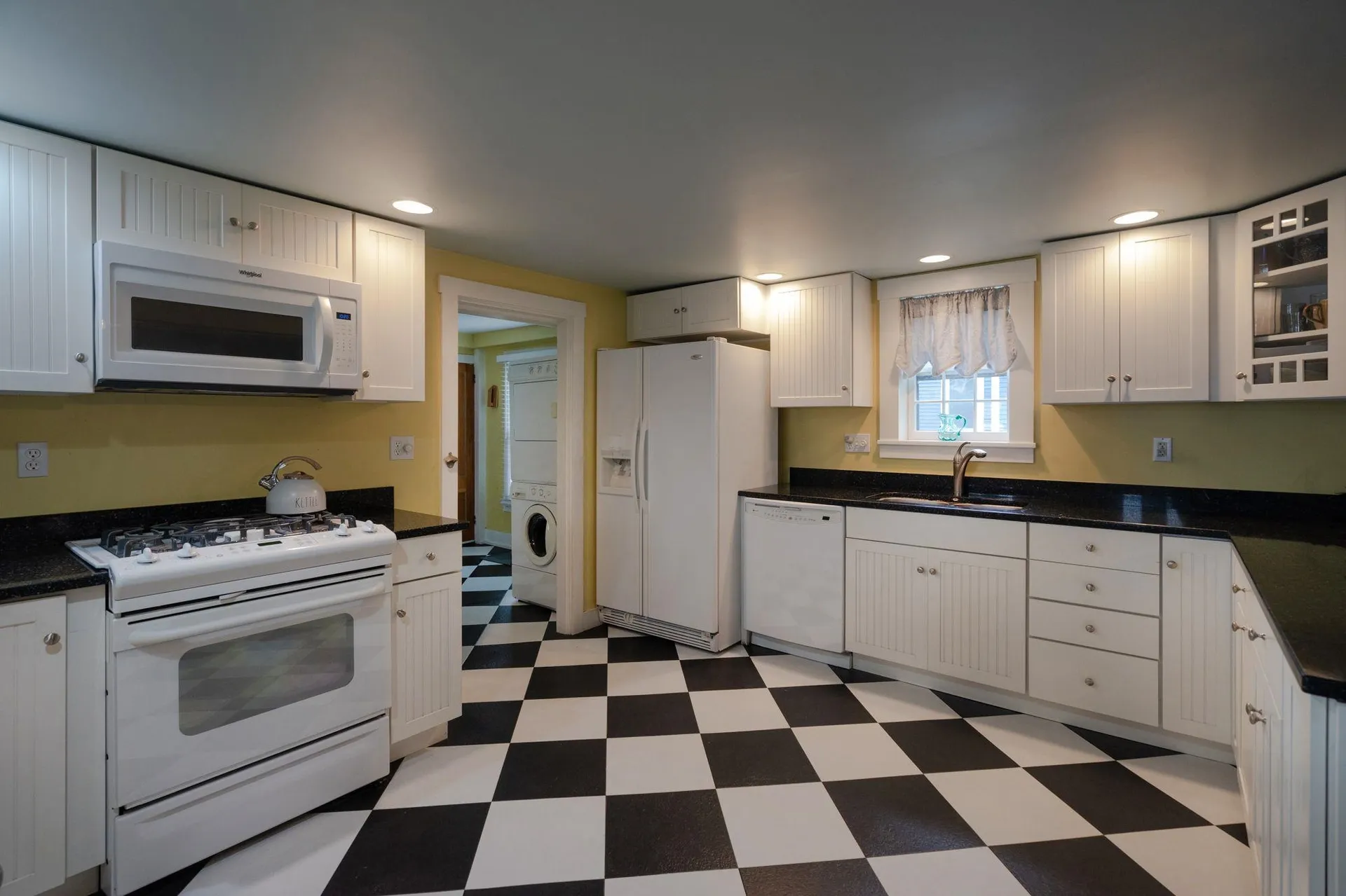 74 Elm Street Keene NH 03431