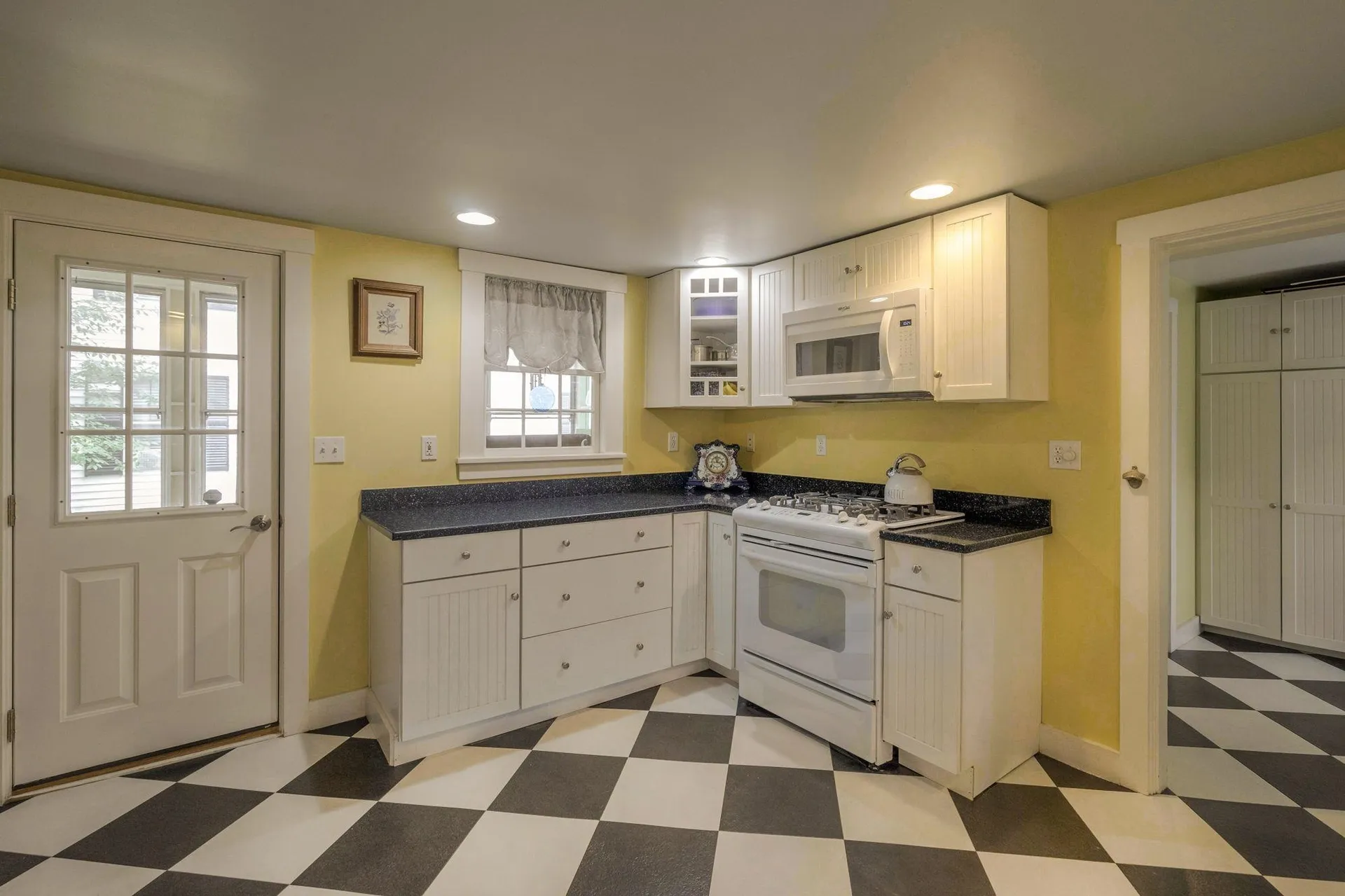 74 Elm Street Keene NH 03431