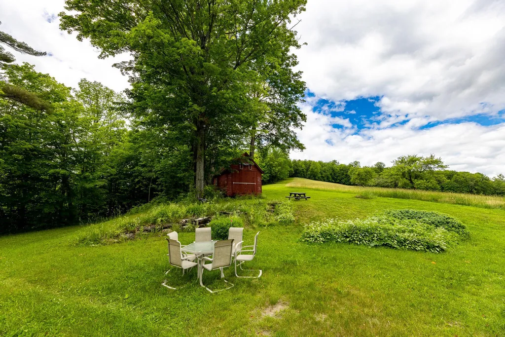 92 Richardson Road Vershire VT 05079