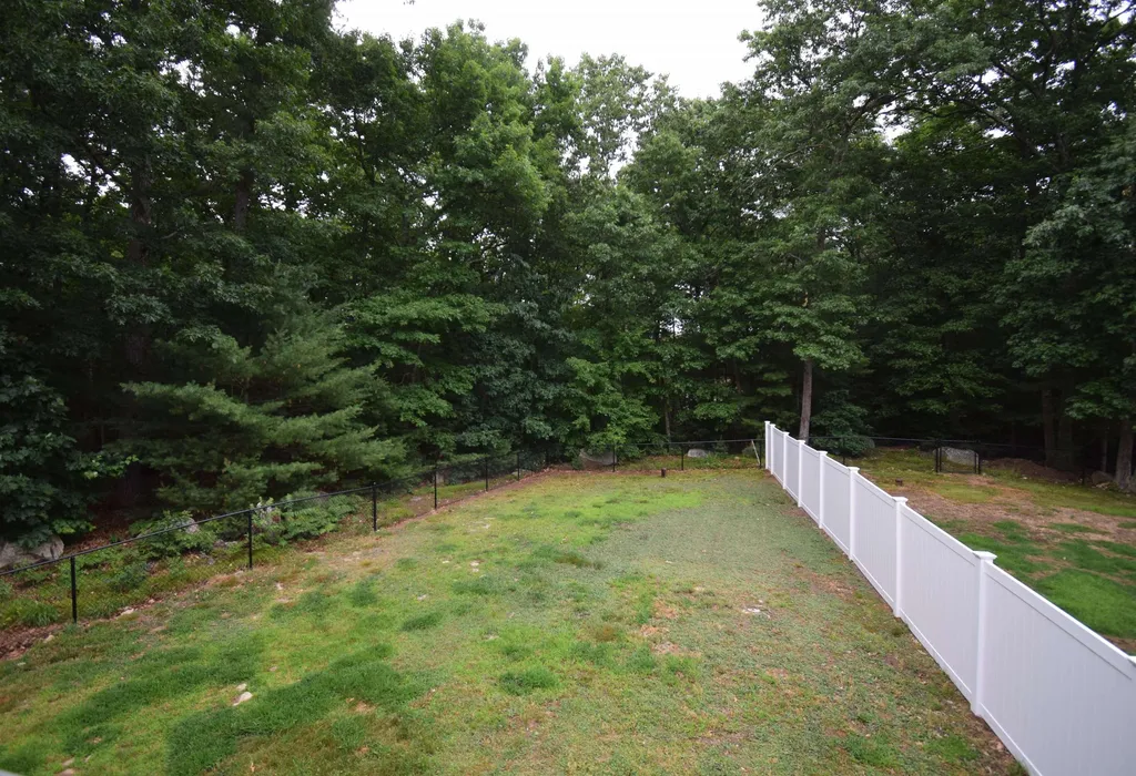 8a Kasher Drive Kingston NH 03848