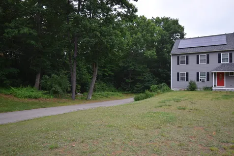 8a Kasher Drive Kingston NH 03848