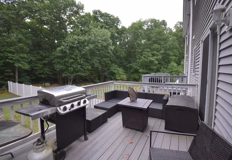 8a Kasher Drive Kingston NH 03848