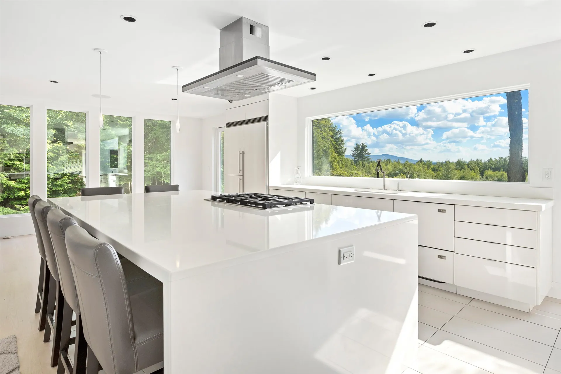 408 Knights Hill Road New London NH 03257