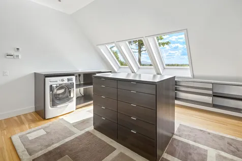 408 Knights Hill Road New London NH 03257