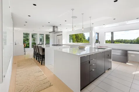 408 Knights Hill Road New London NH 03257