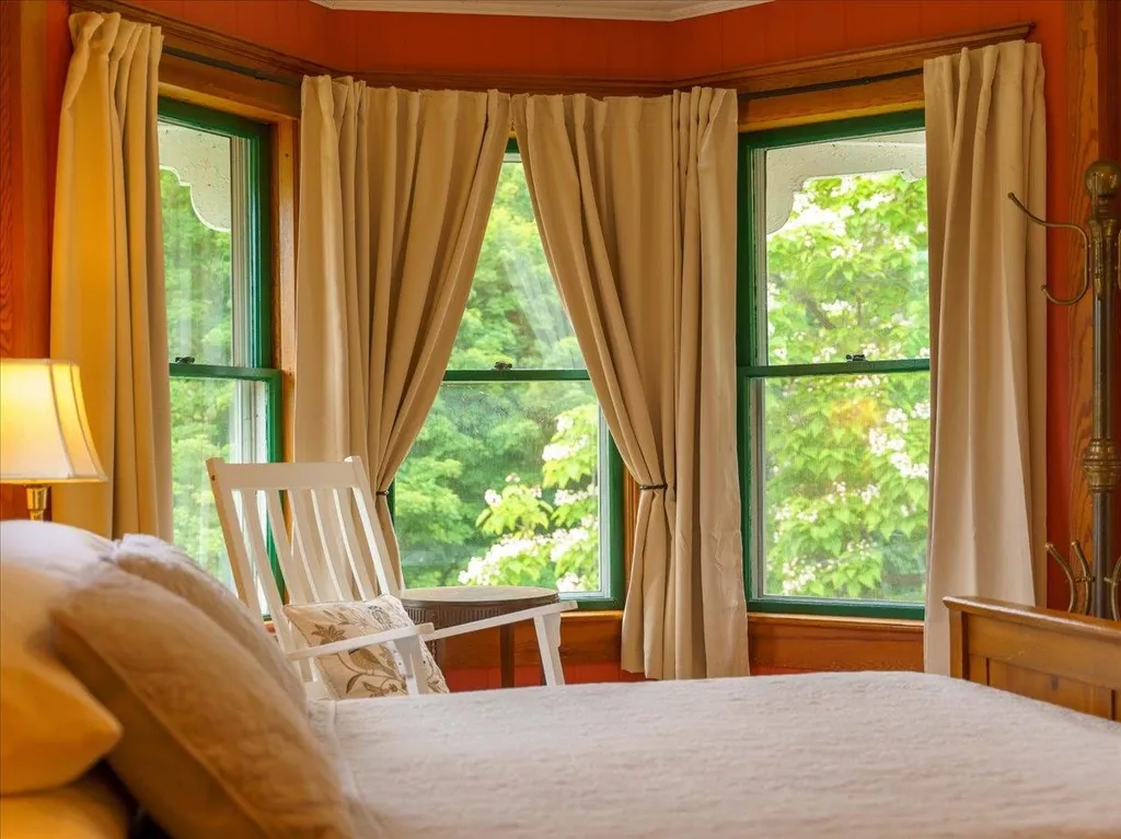 5250 West Woodstock Road Woodstock VT 05091