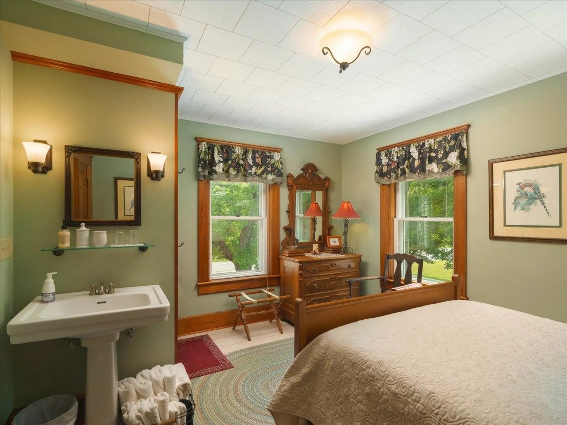 5250 West Woodstock Road Woodstock VT 05091