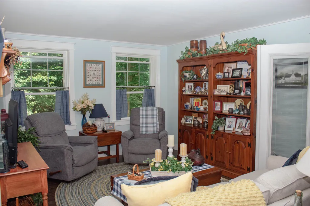 139 Lawndale Avenue Franklin NH 03235