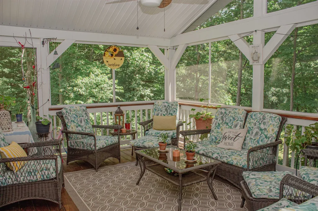 139 Lawndale Avenue Franklin NH 03235