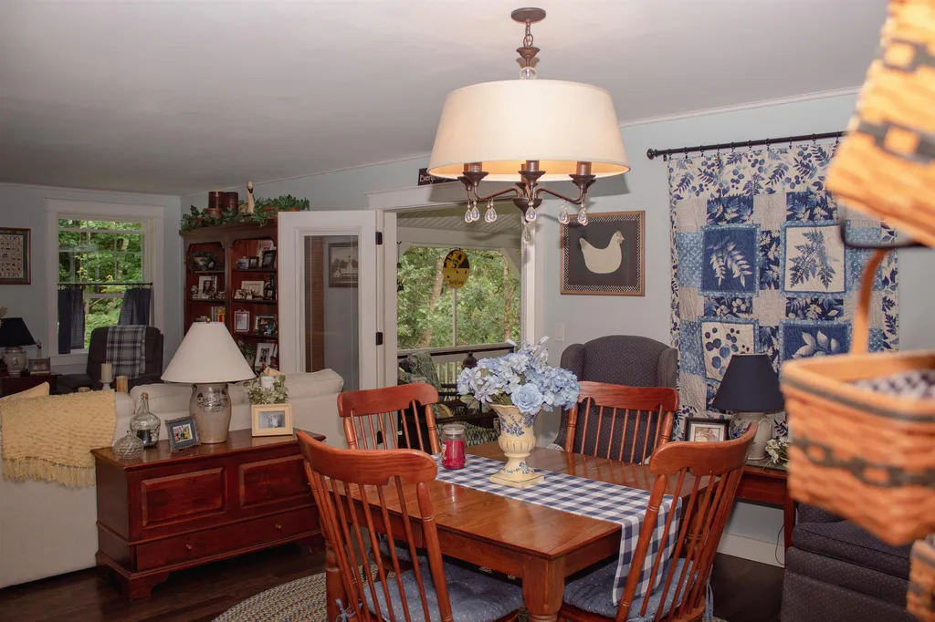 139 Lawndale Avenue Franklin NH 03235