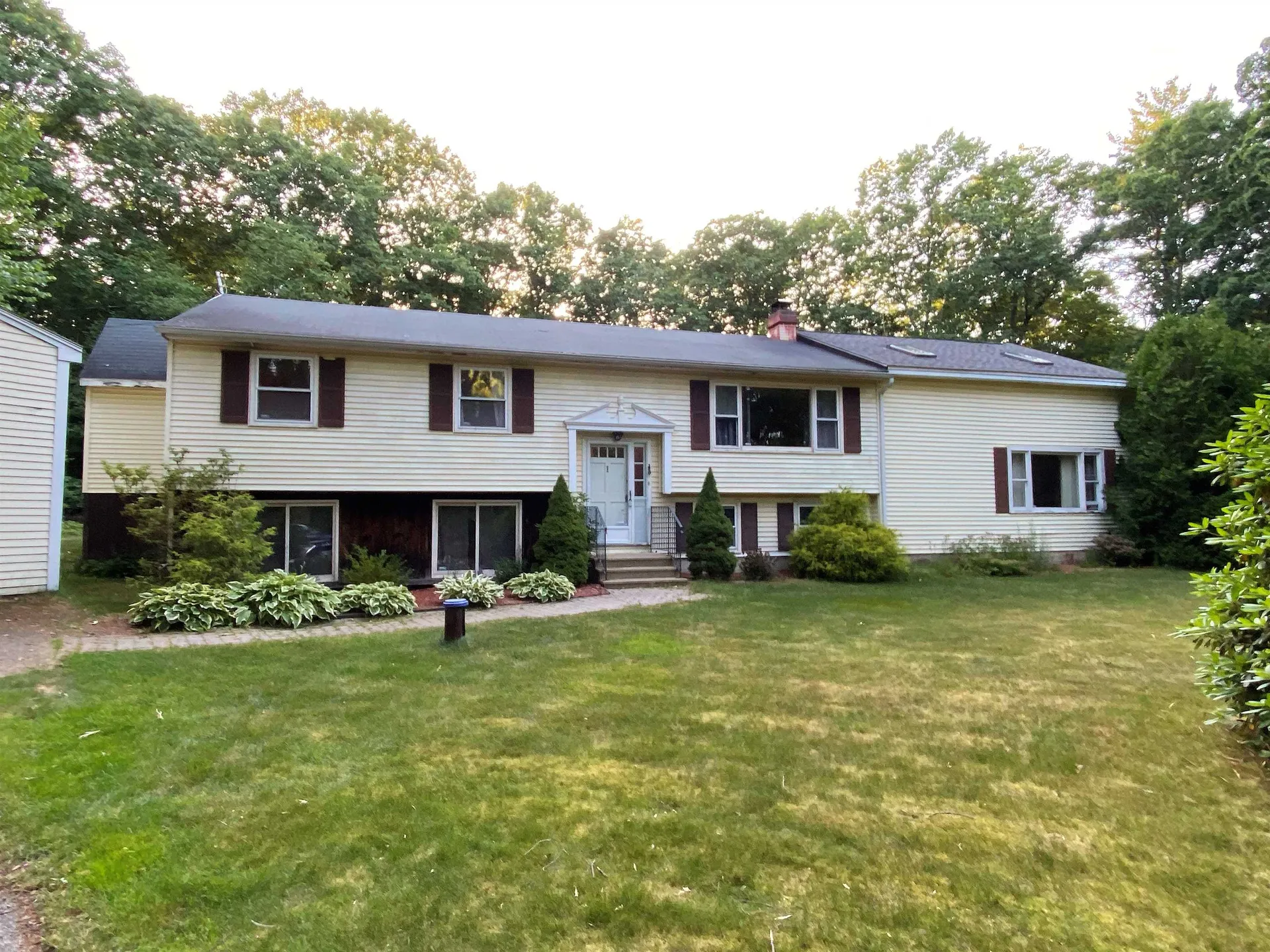 1 Roy Road Hooksett NH 03106