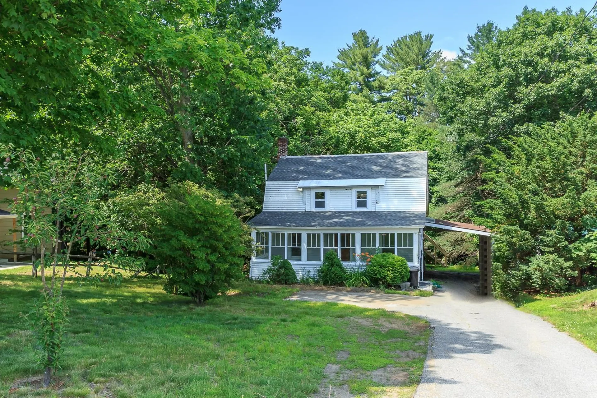 23 Park Avenue Claremont NH 03743