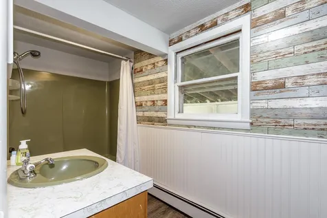 23 Park Avenue Claremont NH 03743