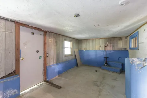 23 Park Avenue Claremont NH 03743