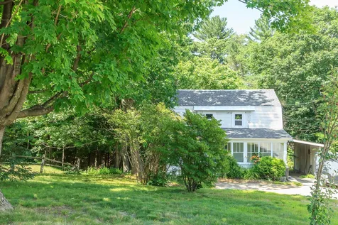 23 Park Avenue Claremont NH 03743
