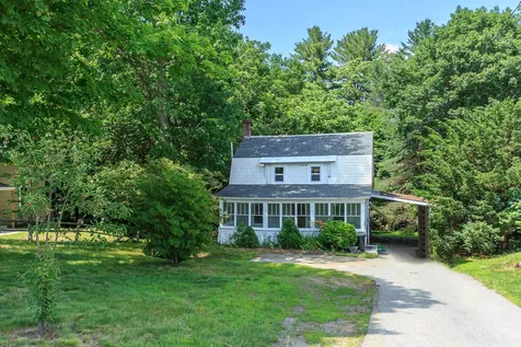 23 Park Avenue Claremont NH 03743